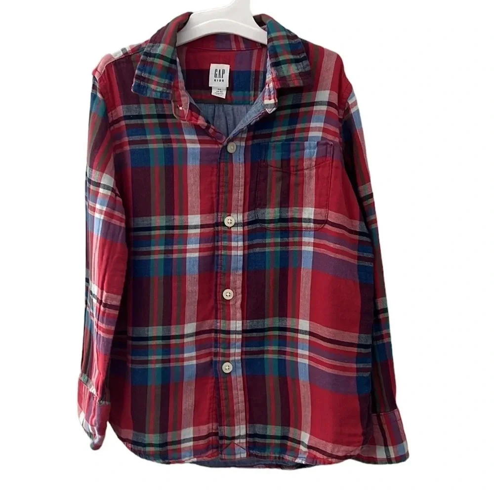 GAP Button up long sleeve boys shirt